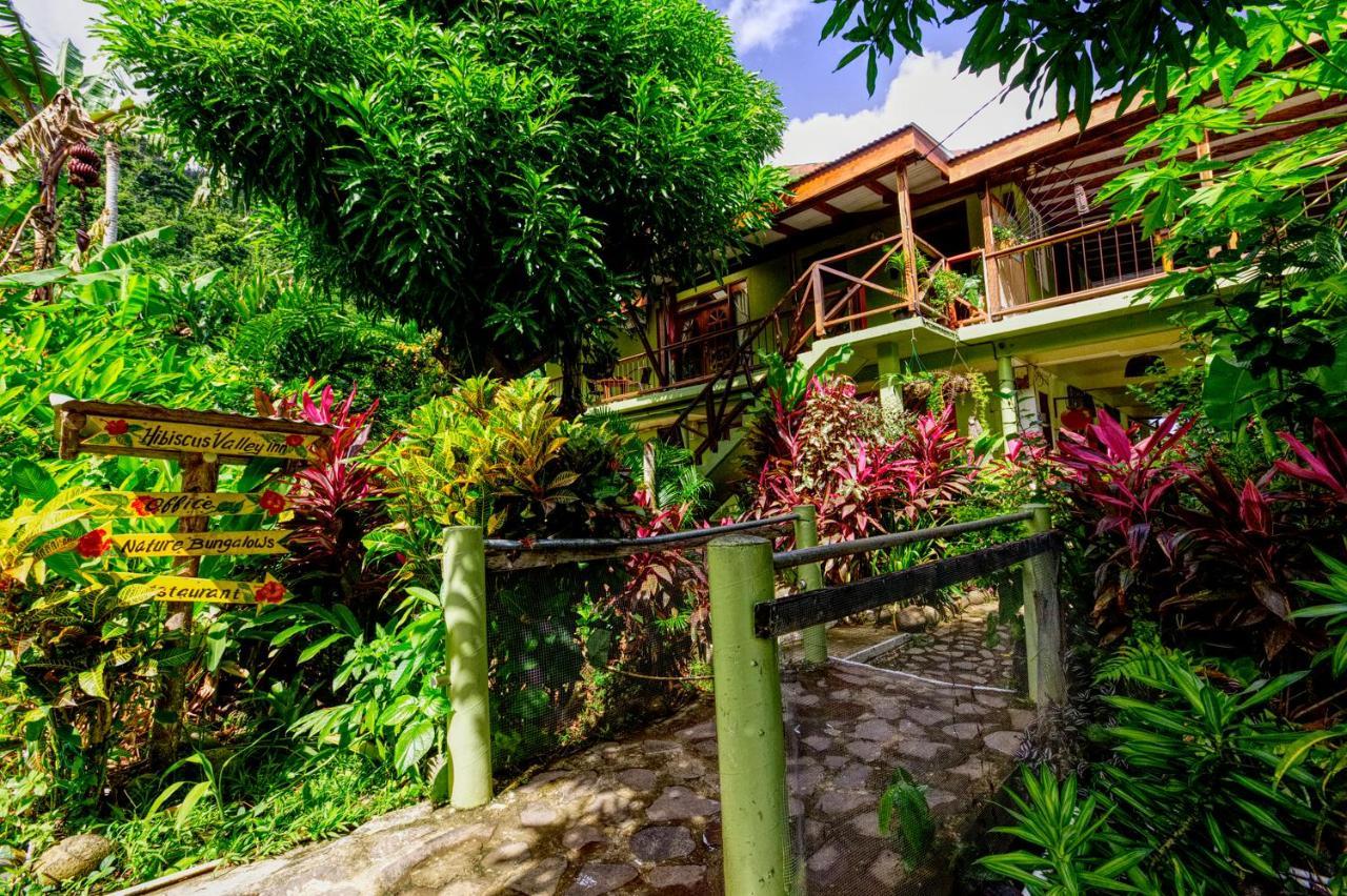 Hibiscus Valley Inn Marigot المظهر الخارجي الصورة