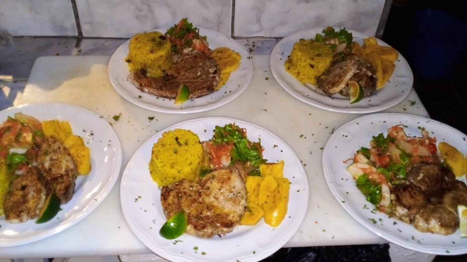 Hibiscus Valley Inn Marigot المظهر الخارجي الصورة